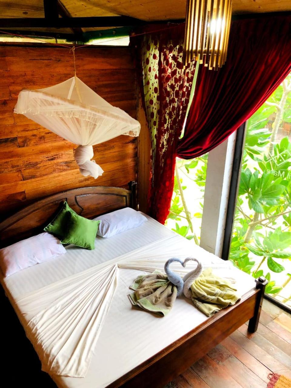 Lucky Sea Beach Hotel Tangalle Exterior photo